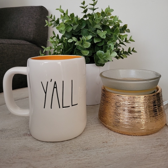 Rae Dunn Mug - Picture 2 of 2